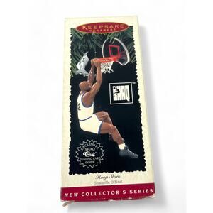 Vintage Hallmark - 1995 NBA Shaquille O’Neal - Shaq Christmas Figurine Ornament